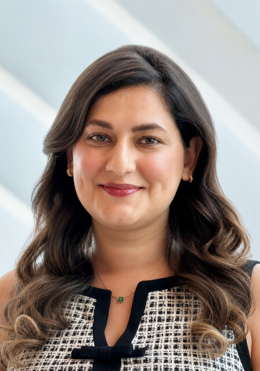 Portrait of Samira Yaabdollahi